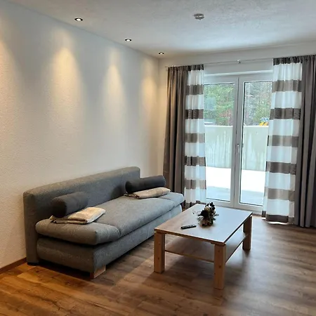 In Near Lifts, Cleaning Included Apartment